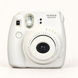 Fujifilm Instax Mini 8 blanc ivoire proposé en location