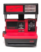 Polaroid 600 disponibles à la vente